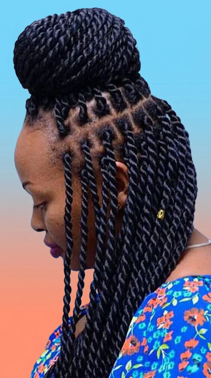 Medium Large Senegalese Twist by Black Diamants Hairbraiding